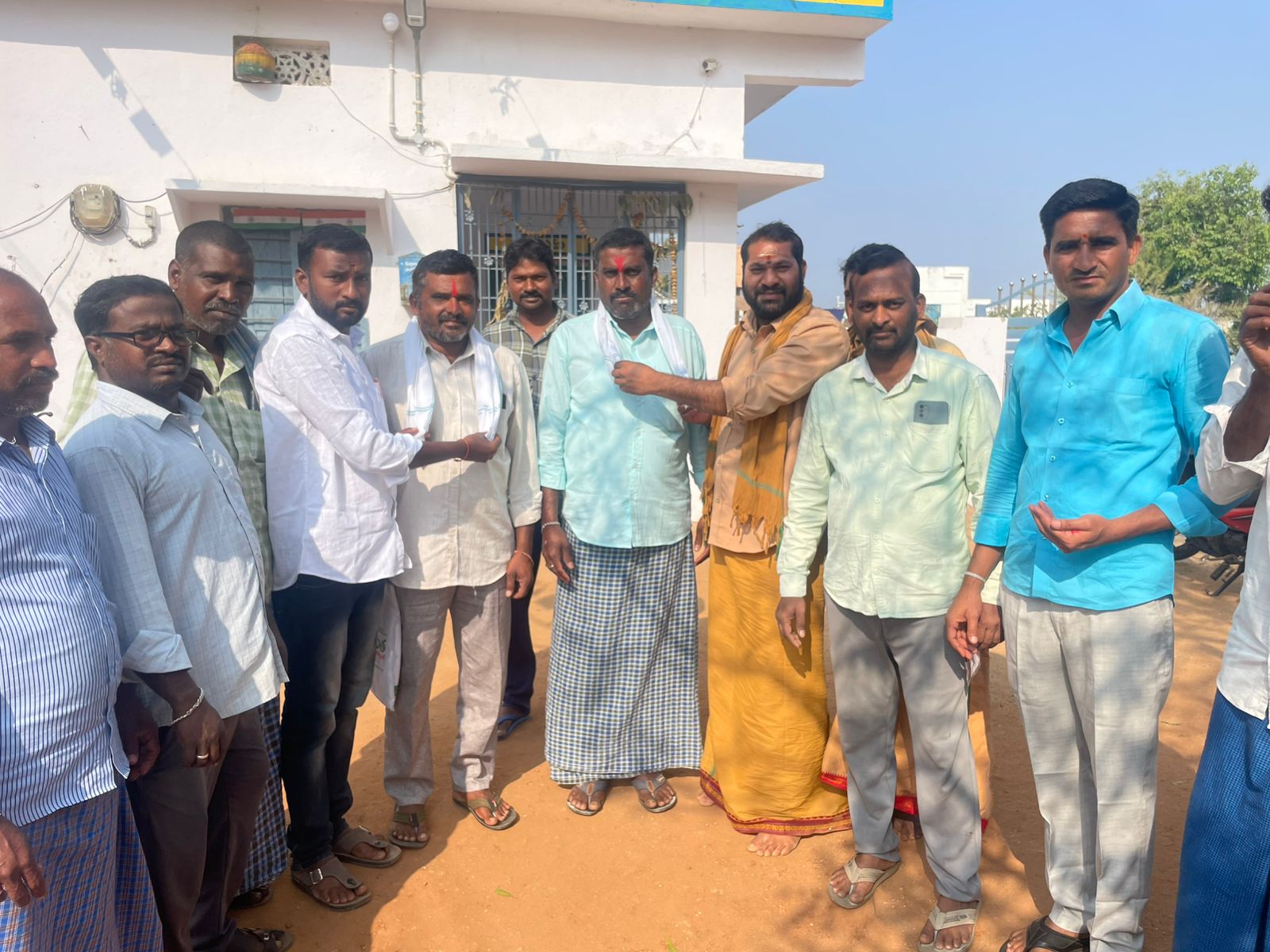 ట్రాక్టర్ యూనియన్ అధ్యక్షుడిగా గంగ మల్లయ్య.